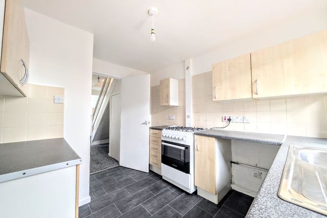29 Greengate Close, Rochdale photo 4