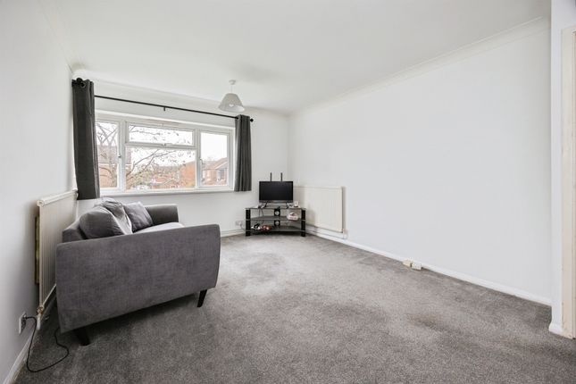 8, Cressfield, ASHFORD photo 3