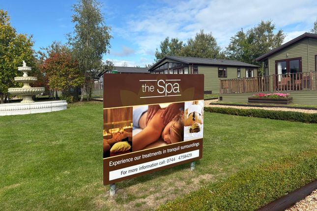 1, Ashby Woulds Luxury Lodges, Spring Cottage Road, Derbyshire photo 2