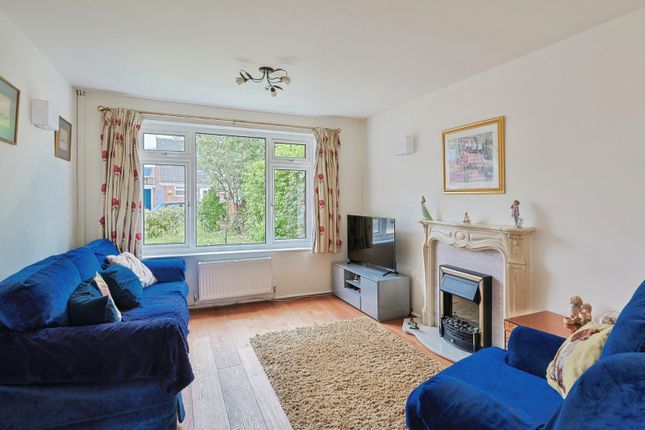 369, Verity Crescent, Dorset photo 4