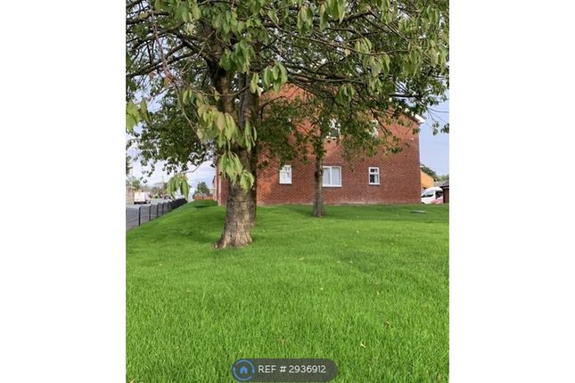 Sherburn Gardens, Stanks Drive, Leeds photo 2
