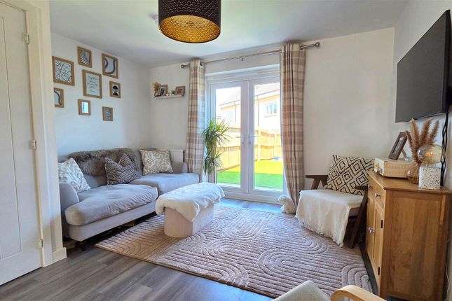95, Bellamy Drive, Bradwell photo 2