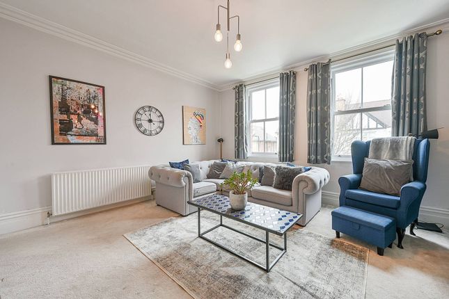 Flat for sale in Shakespeare Road, Hanwell, London