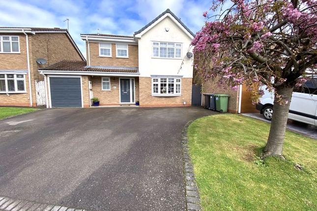 Detached house for sale in Wadebridge Drive, Horeston Grange, Nuneaton