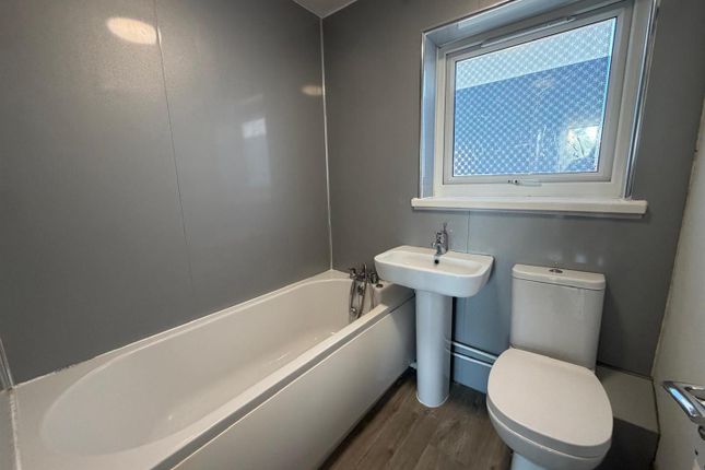 8, Chidham Drive, Havant photo 3