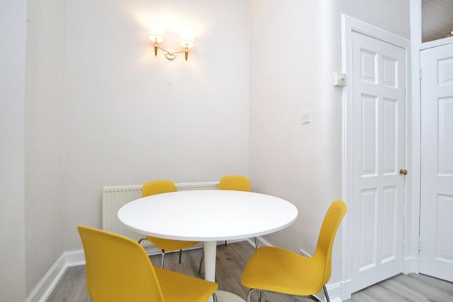 Flat 3, 13, Comely Bank Row, Edinburgh photo 5