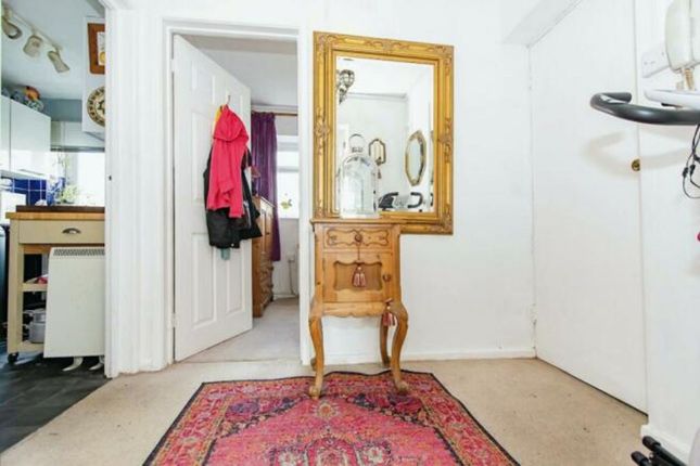 Flat for sale in Bickley Court, Shaftesbury
