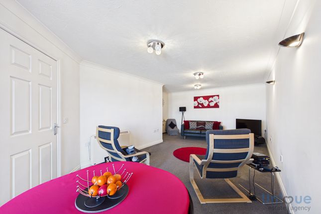 406, Ensign Court, Lytham St. Annes photo 4