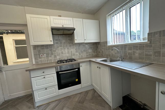 63, Bramhall Road, Crewe photo 3