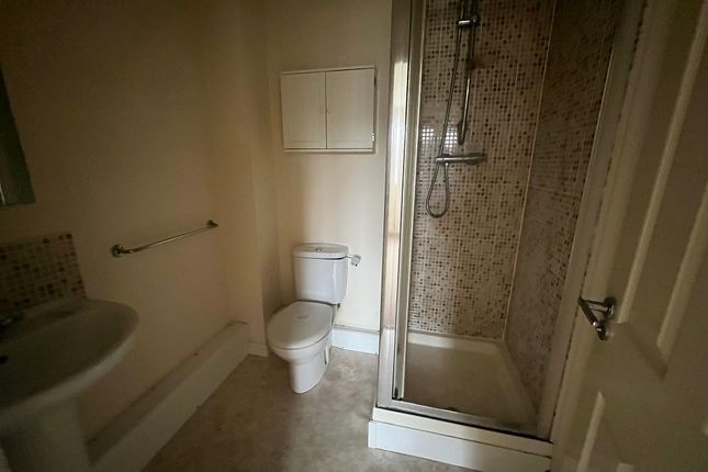 15, Skylark Road, Bridgend photo 5