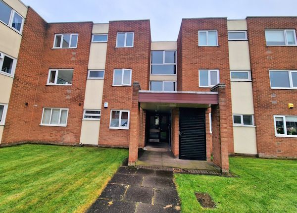 Thumbnail Flat to rent in Dunlin Close, Birmingham