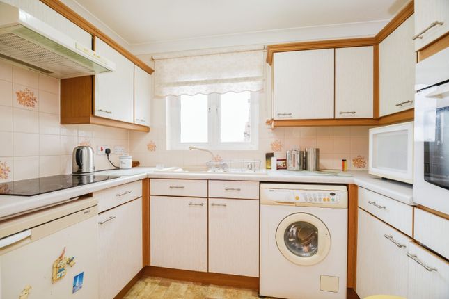 49, Marton Dale Court, Marton-In-Cleveland photo 4