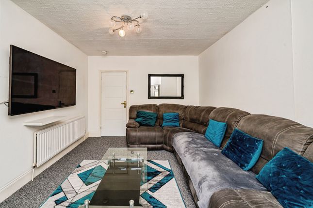 307, Micklefield Road, High Wycombe photo 2
