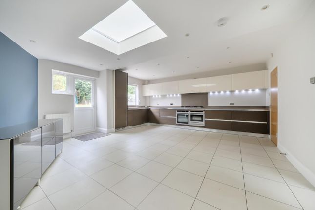 1, West Hill Way, Totteridge photo 4