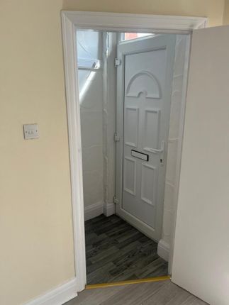 18, Fredora Avenue, Blackpool photo 2