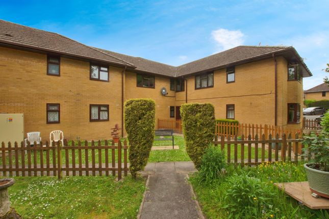 Thumbnail Flat for sale in Micheldever Road, Andover