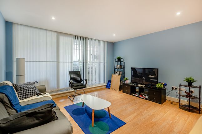 Flat 105, Ebb Court, Albert Basin Way, London photo 3