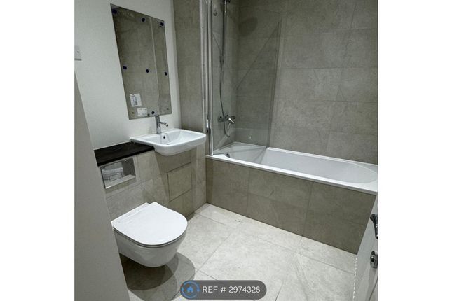 Barnes Way, Kingswood photo 4