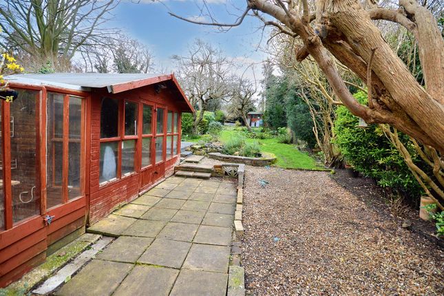 Cottage to rent in Water Lane, Wootton