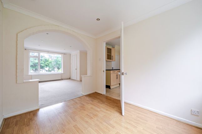 207, Cutlers Place, Wimborne photo 4