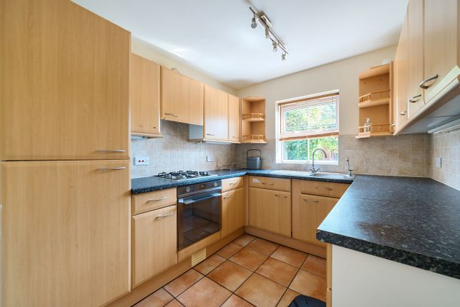 3, Arne Close, Winnersh photo 3