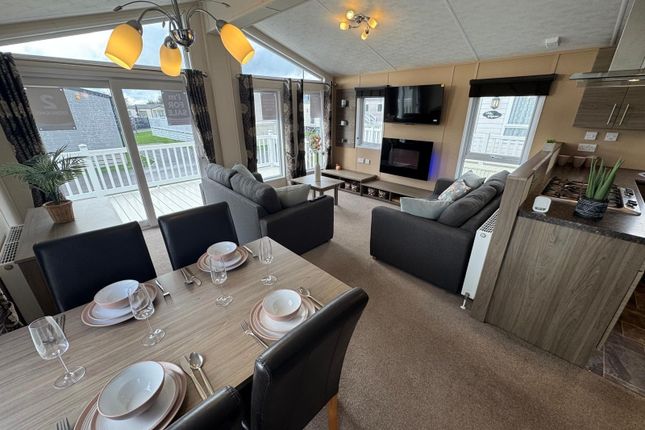 1, Solent Breezes Holiday Park, Warsash, Southampton photo 2