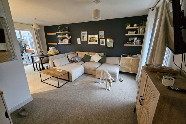 15, Lime Close, Somerset photo 3