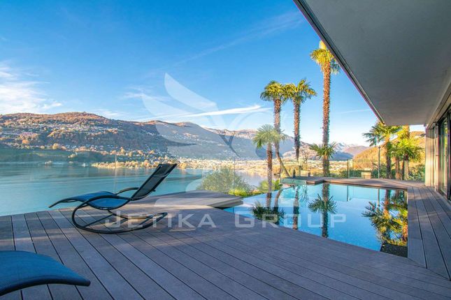 Thumbnail 6 bed villa for sale in Street Name Upon Request, Collina D'oro, CH