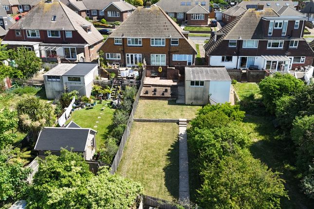 25, Swanborough Drive, Brighton photo 2