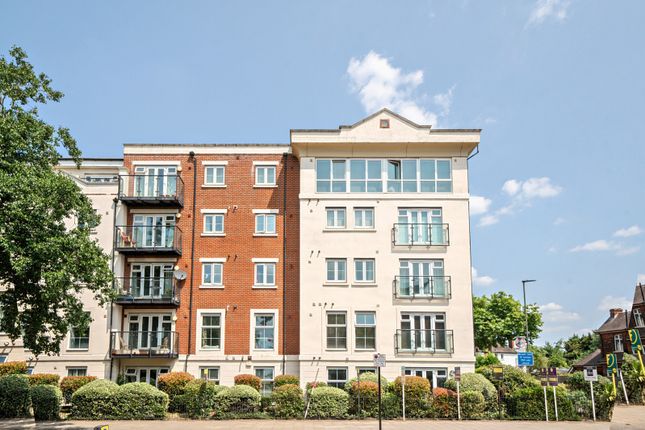 2-bed flat on Flat 21, Hardwick House,, Masons Hill, Bromley, £375,000