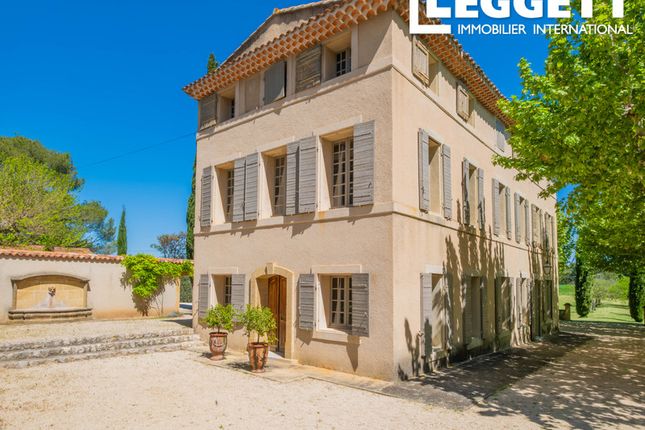 Villa for sale in Aix-En-Provence, Bouches-Du-Rhône, Provence-Alpes-Côte D'azur