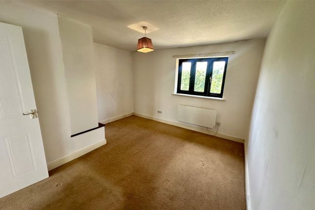 35, Yardley Way, Derbyshire photo 4