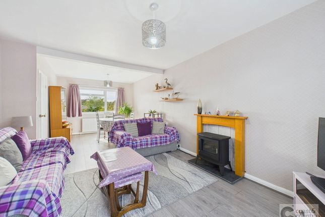 16, Barn Park Close, Newton Abbot photo 2