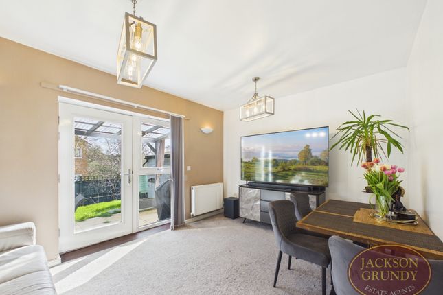 4, Alwyn Walk, Northampton photo 2