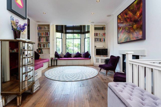 Thumbnail Flat to rent in St Charles Square, North Kensington, London