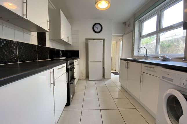 143, Glenroy Street, Cardiff photo 4
