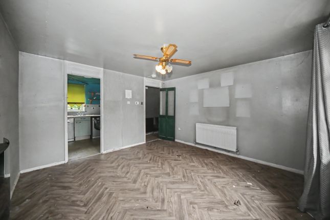 46 Fell View, Chorley photo 2
