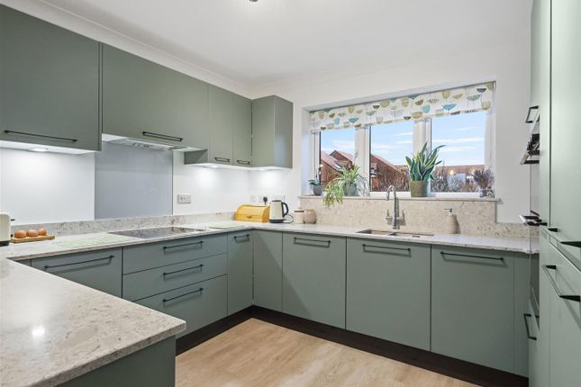 22, Asquith Close, Christchurch photo 3
