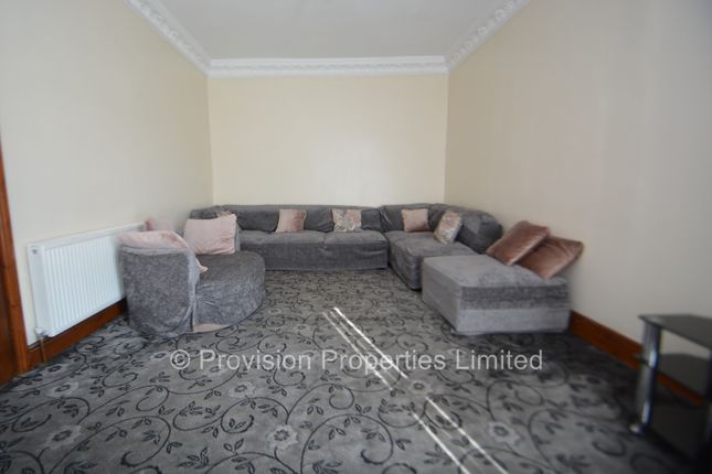 27, Regent Terrace, Hyde Park photo 2