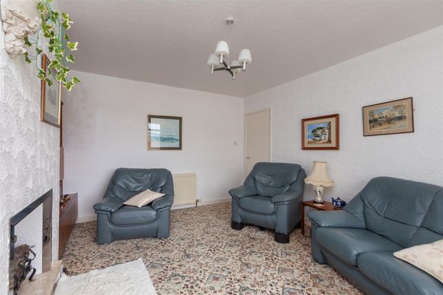 16, St. Pauls Drive, Lancaster photo 3