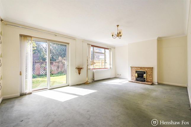 14, Bassett Meadow, Southampton photo 3