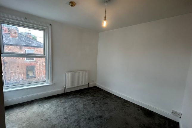 Flat 1, Sale photo 3