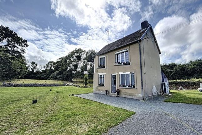 Thumbnail Detached house for sale in Saint-Sauveur, Basse-Normandie, 50490, France
