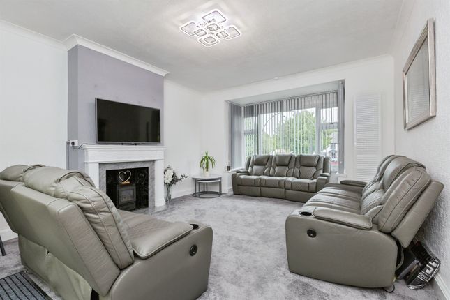 42, Scraptoft Lane, Leicester photo 2
