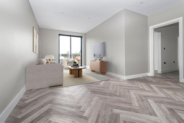 Travis Court, Ground Floor (Rear), 342 Heywood Old Road, Manchester photo 2