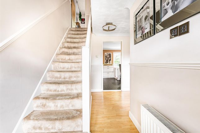 15, Bridle Way, Great Amwell photo 3