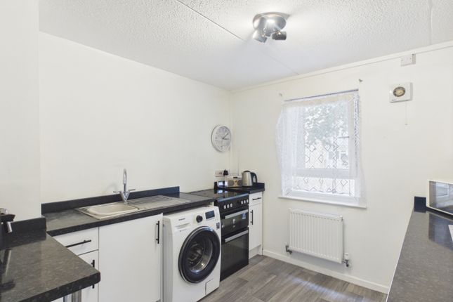 5, St. Nicholas Court, Gloucester photo 2