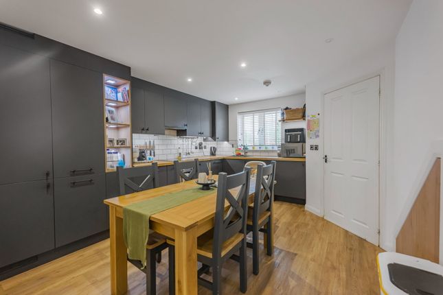 71, Theedway, Central Bedfordshire photo 3