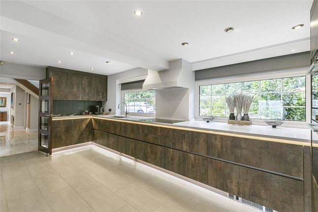 262, The Ridgeway, Enfield photo 5