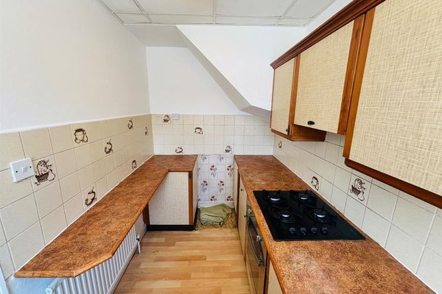 32, Roseneath Place, Leeds photo 3